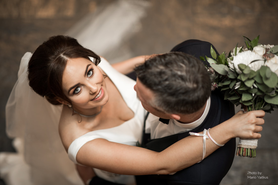 Four Seasons Hotel Wedding in Carlingford and best photographer Mario