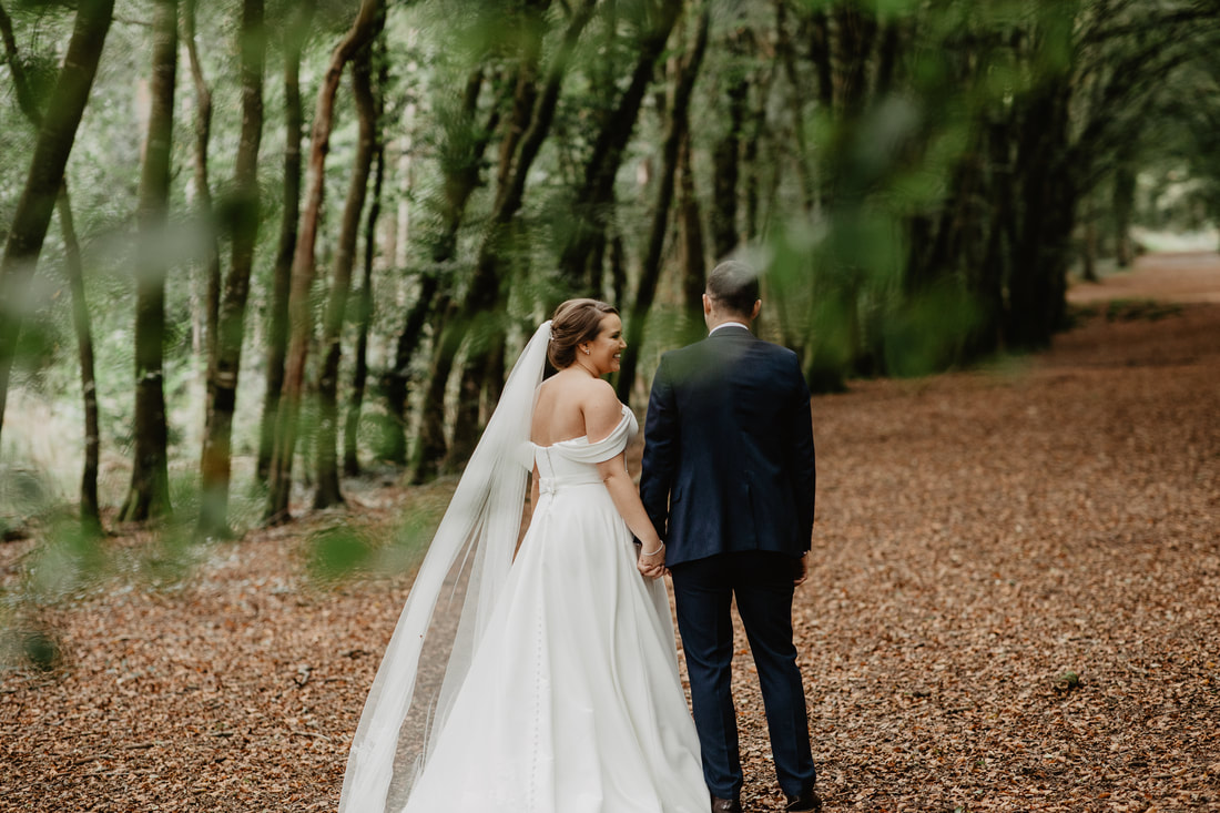 Wedding at Mullaghreelan woods. Wedding photographer in Kildare Mario Photo - Video Production