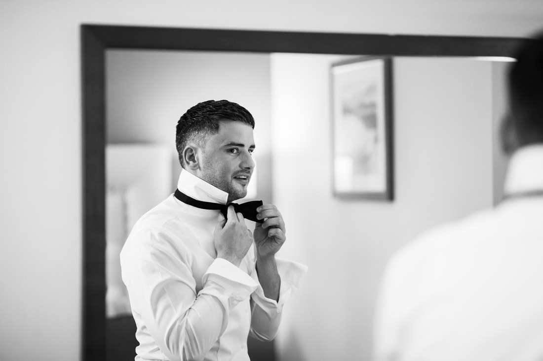groom and mirror