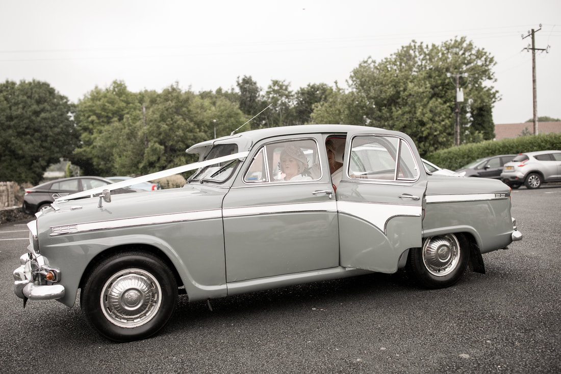 Vintage wedding car in Dundalk