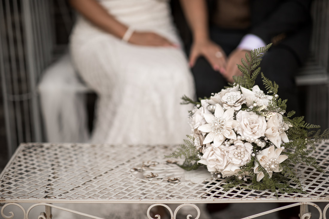 white flowers for bride